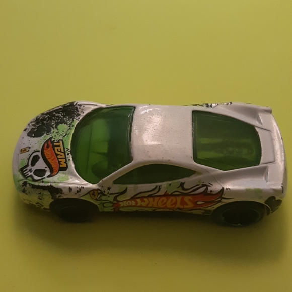 Ferrari 458 Italia Diecast 1:64| 8,5/10 - Picture 4 of 8